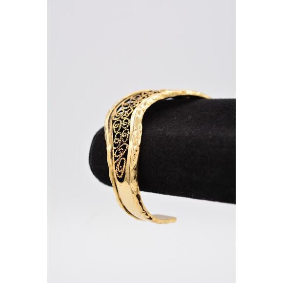 BCBGeneration Cuff Bangle Bracelet Antiqued Gold Filigree Design Chunky BinAW - Picture 2 of 12